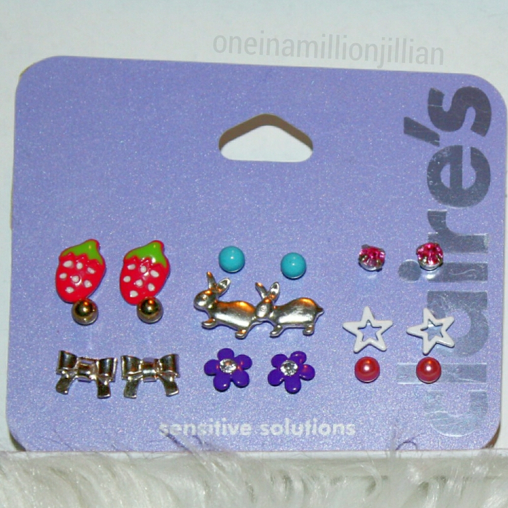9 Pairs Pierced Earrings • Girls Kids Children - Picture 2 of 2